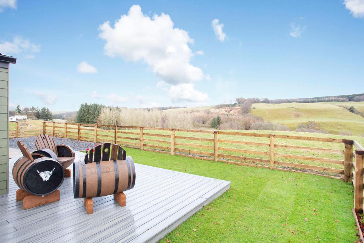 Shiphorns Luxury Cabin With A Hot Tub Eddleston Eksteriør billede